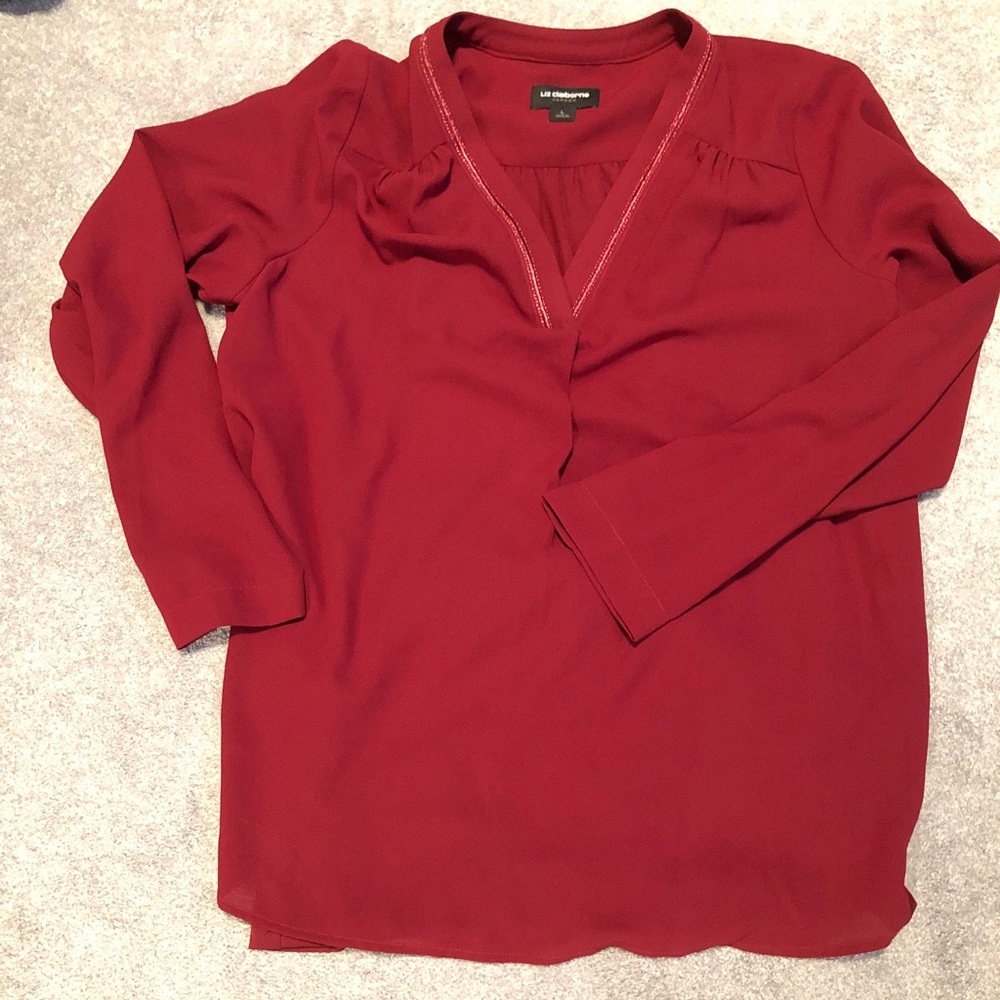 Large Liz Claiborne wine color top w/built in tank